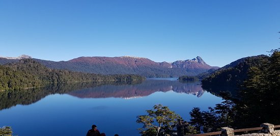 lago-espejo-en-ruta-de lago-espejo-en-ruta-de